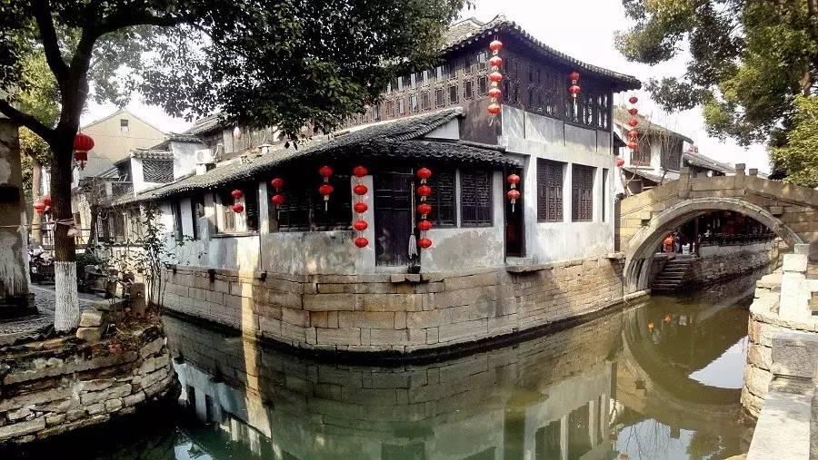 新能源车出海南岛轮渡费用将涨价200元 网友：因为不加油么
